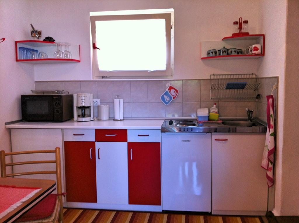 Villa Rose Apartment 洛夫兰 客房 照片
